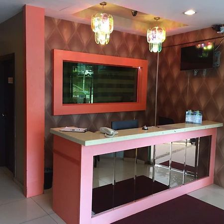 De Kpmj Inn Hotel Johor Bahru Ngoại thất bức ảnh